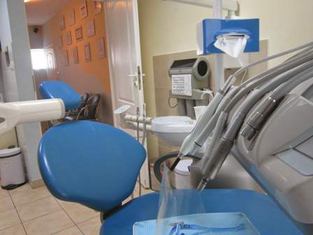 Gabinet Dental Spa  Warszawa dentysta Białołęka ul.Skarbka z Gór 130 zdjęcie 3